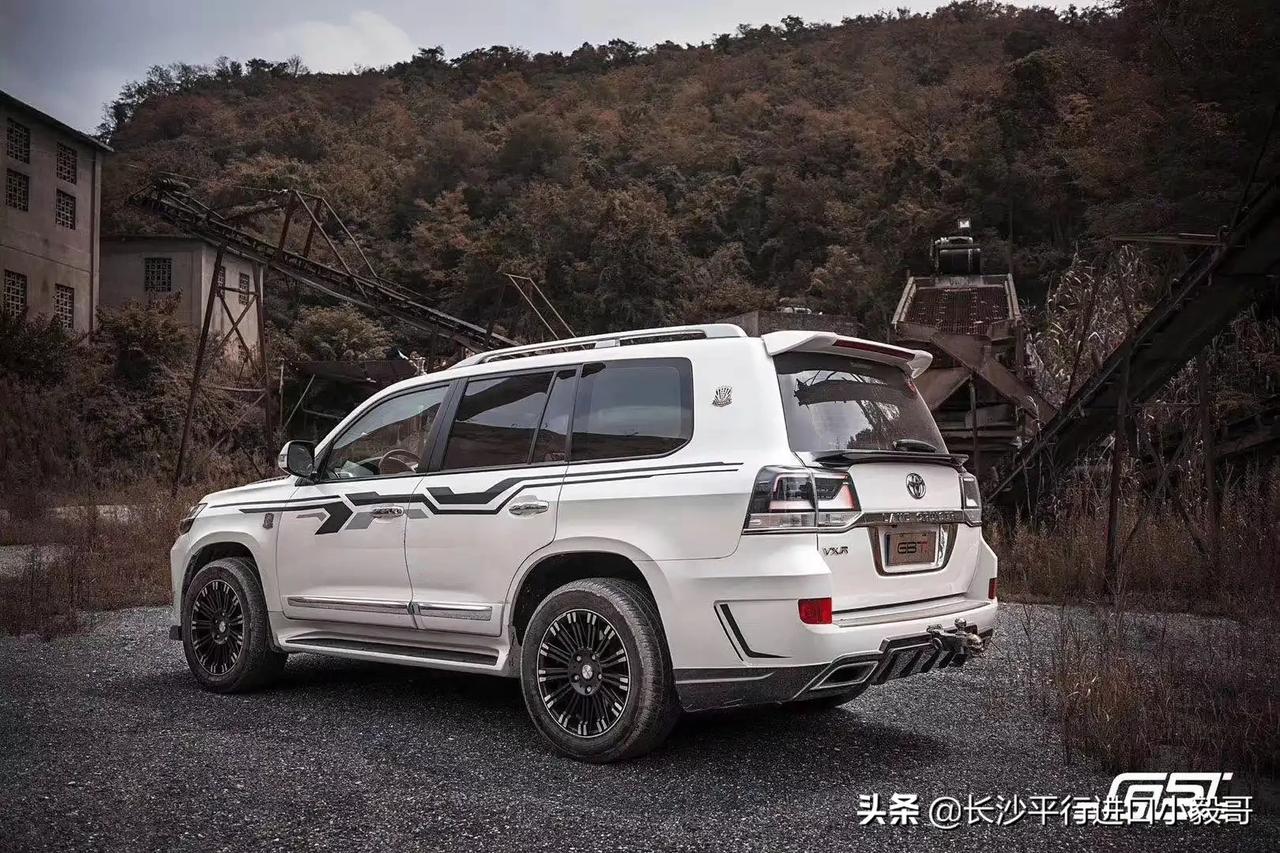 酷路泽4000 黑武士 vs 白武士 更喜欢哪款 改装清单如