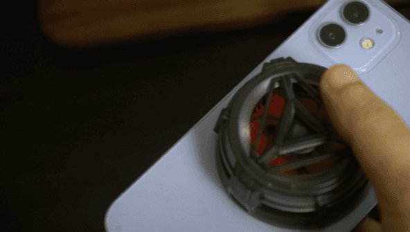 变形金刚x红魔联名版！红魔冰磁散热器来了