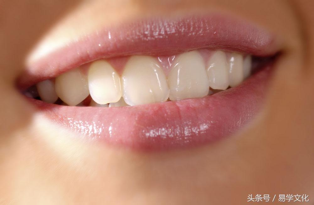 相学 | 如何从牙齿看懂一个人的性格运势？