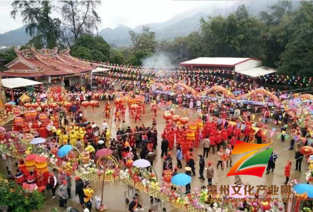 第七届“两岸情·心田缘”保生大帝文化节在平和县举行