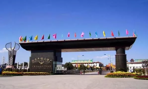 牛栏山二锅头和红星二锅头到底有何不同？这两款白酒，你更喜欢喝哪一款？