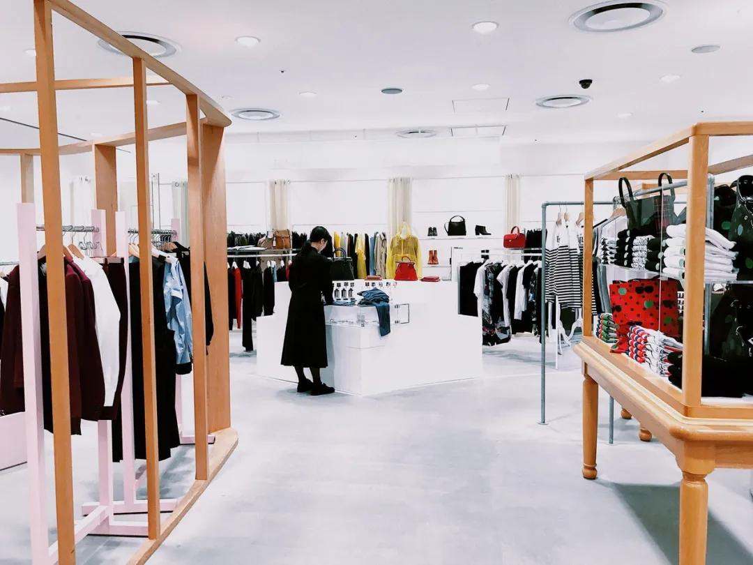 干货！专卖店装修怎么设计更高级？