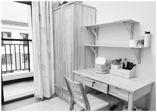 “招聘新教师就像相亲”，“有房”能加分