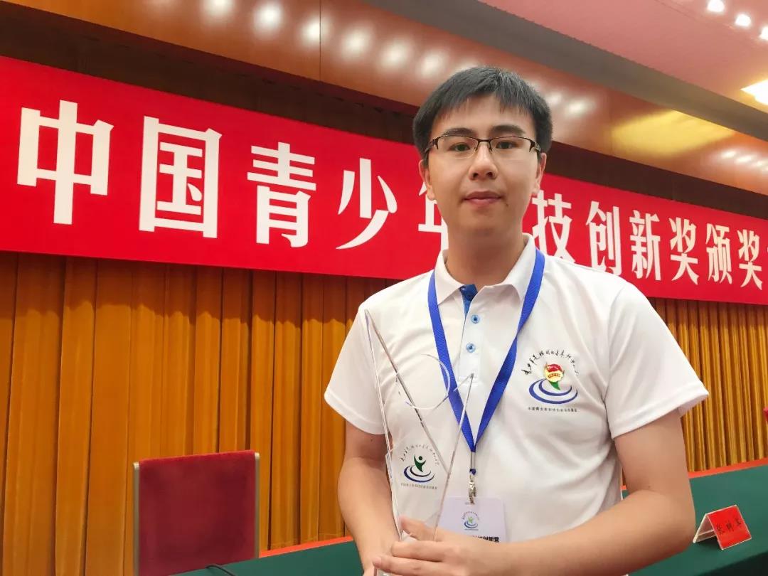 浙大男生拿下中国大学生年度人物，被《人民日报》专题报道，全国仅10人！