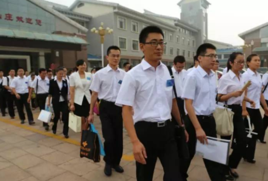 医院合同工稳定吗（看似）