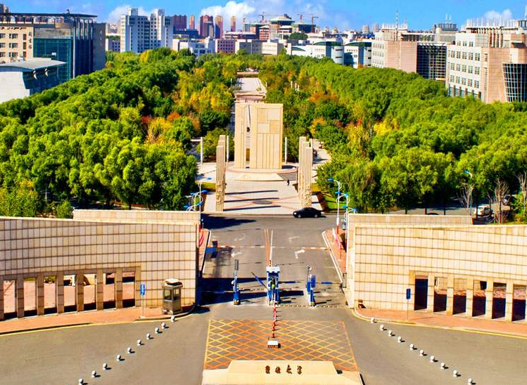 2021年我国二线城市大学排名，吉林大学位居榜首，兰大跌出前5