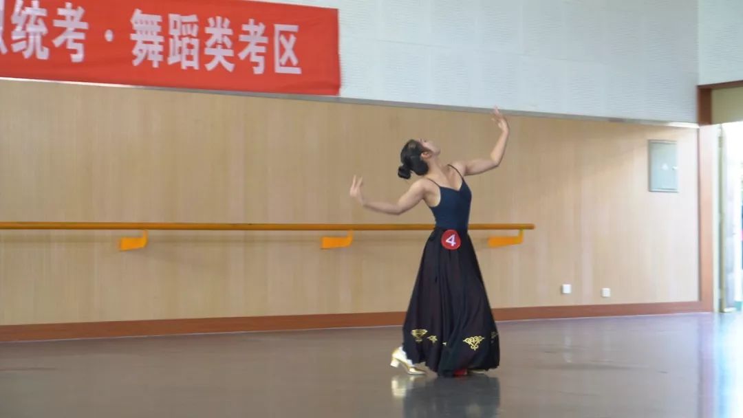 “云南省2020届普通高校招生艺术类专业模拟统考”取得圆满成功