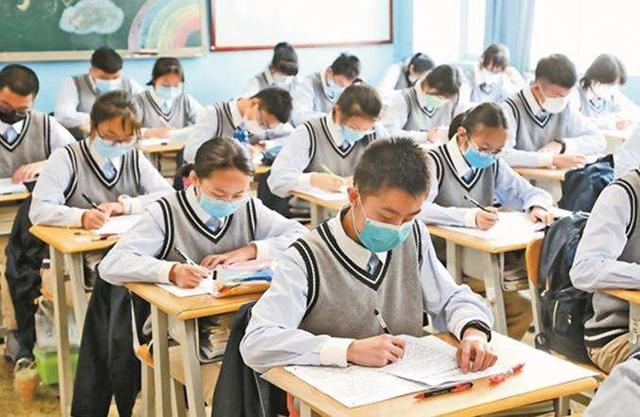 高考填报志愿，为何会出现“同分不同命”，看张雪峰老师怎么说