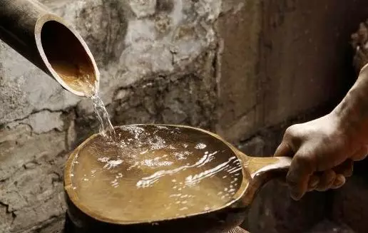 牛栏山二锅头和红星二锅头到底有何不同？这两款白酒，你更喜欢喝哪一款？