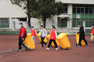 教授洗萝卜！3万余人“围观”超火课堂！四川这所大学“出圈”了！