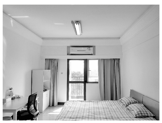 “招聘新教师就像相亲”，“有房”能加分