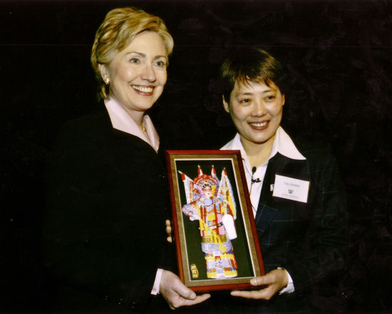 燃爆！成就过范冰冰的最强女律师，又来决战强奸犯鲍毓明了！