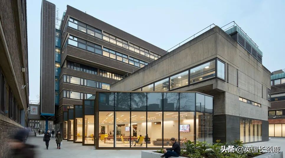 英国70所大学：新学期开学时间、授课方式等最全更新汇总