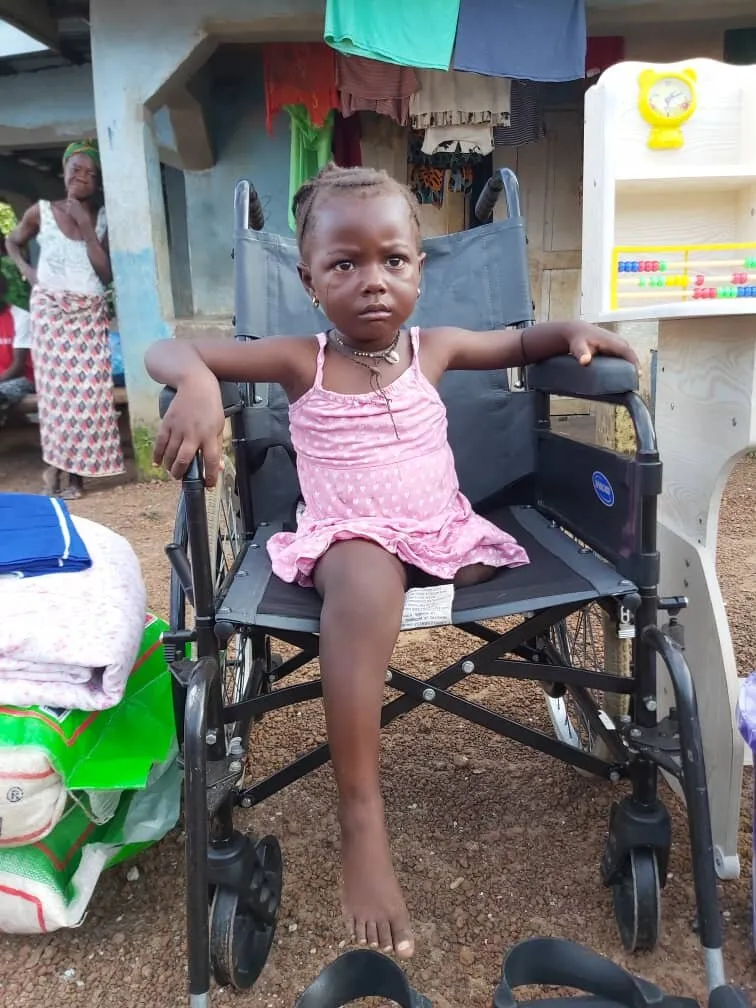 真实版“在逃公主”火爆全网：1岁被弃养，28岁竟被发现是公主