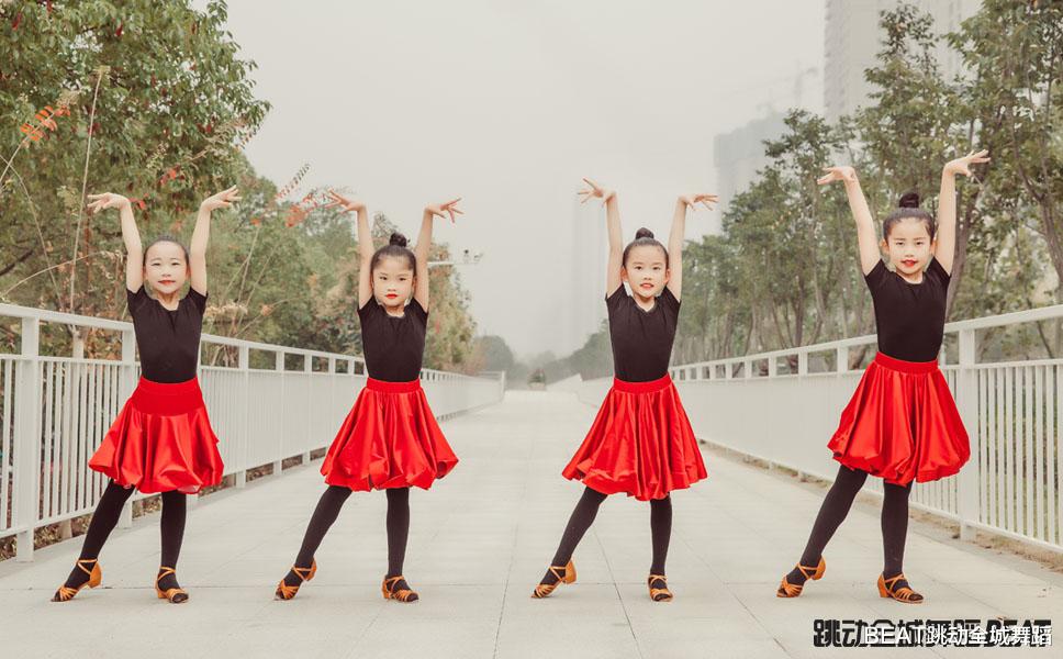 干货分享：拉丁舞基本站姿训练口诀，站好才是关键