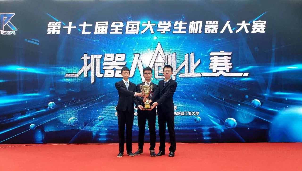 浙大男生拿下中国大学生年度人物，被《人民日报》专题报道，全国仅10人！