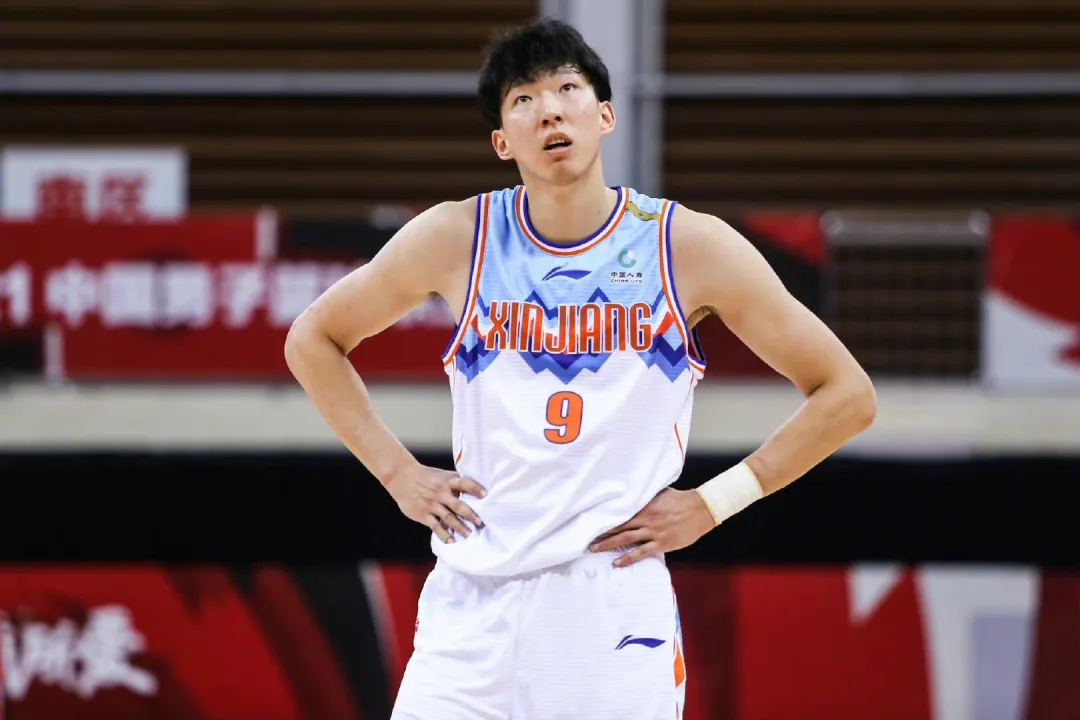 cba为什么外国人(为什么CBA不能像NBA一样，人员流动？原因有3点)