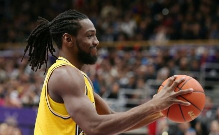 为什么nba篮筐会往下拉(单手虐框！13中9砍下20分，那个熟悉的半兽人又回来了)