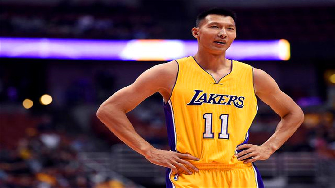 阿联为什么离开nba(终于破案！易建联无法立足NBA原因水落石出，难怪火箭裁掉周琦)