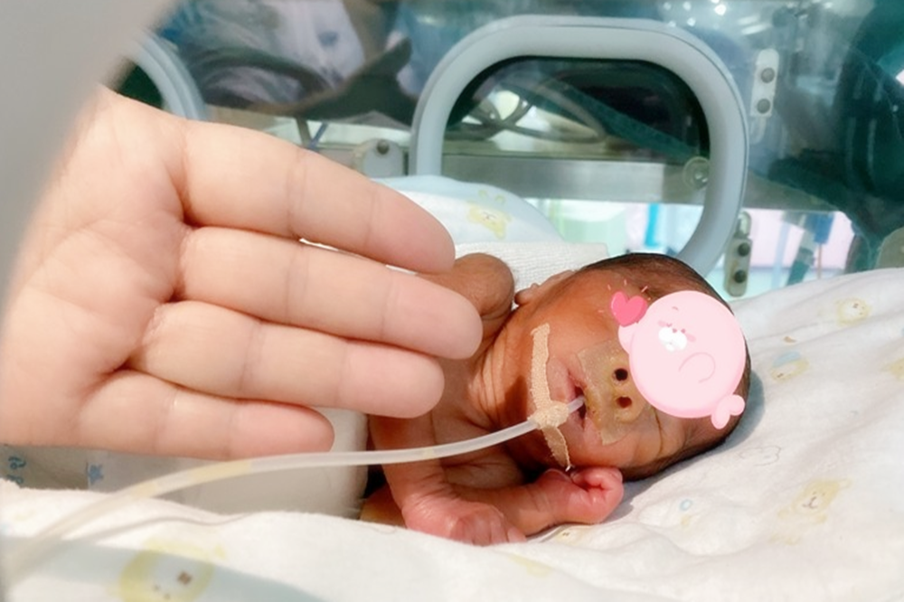 宝宝一岁内,一个月涨几斤才算正常?快来看看你家娃发育达标没?