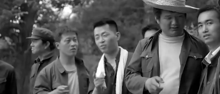 1993年，浙江女子给3名小乞丐30元路费，20年后乞丐拿一百万报恩