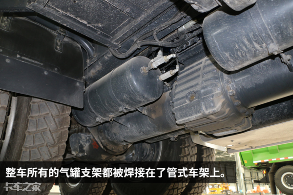 价值120万,捷克原装进口,实拍太脱拉8x8自卸车