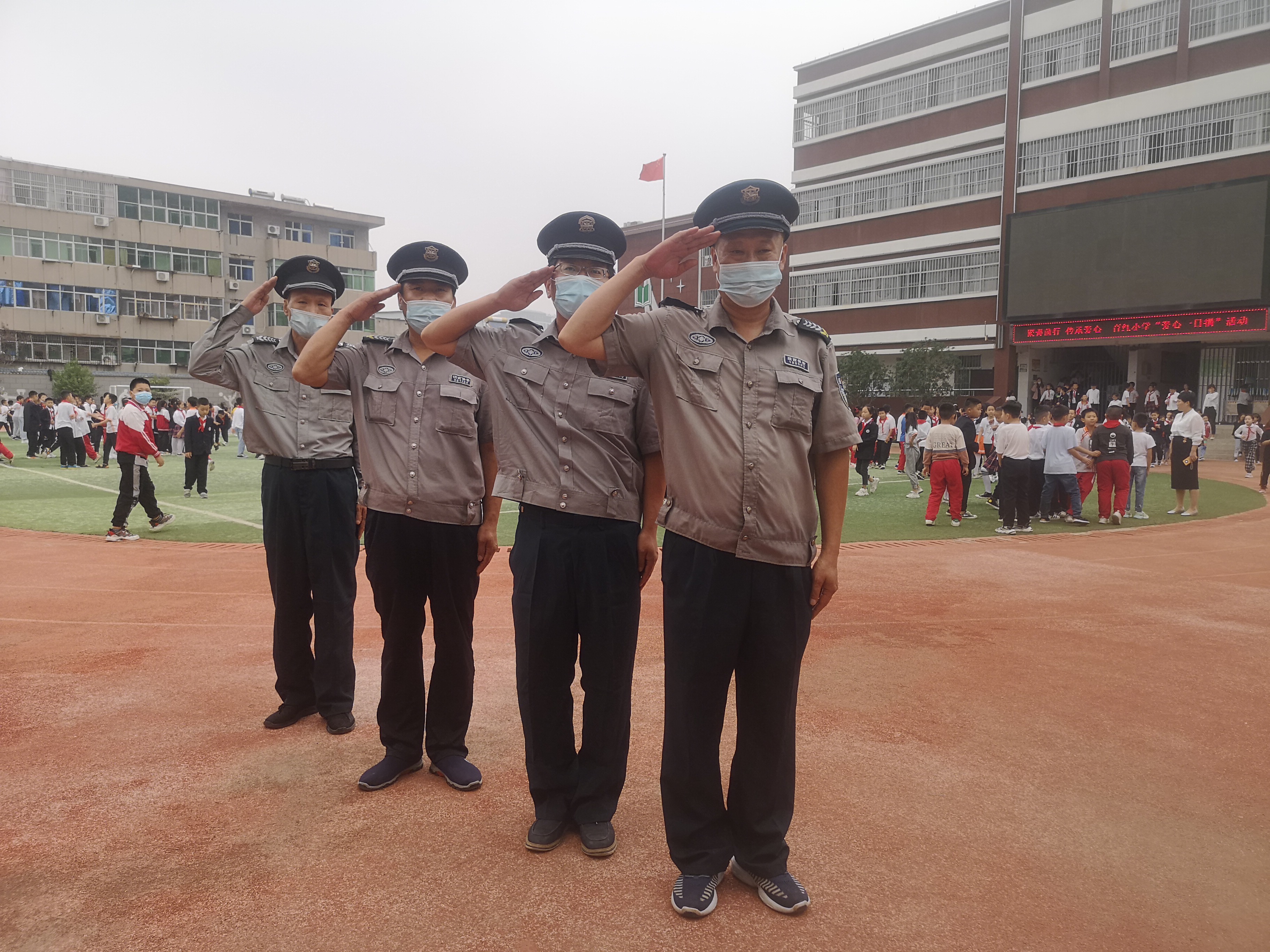 学校门卫制度(学校门卫制度管理)-我的快乐小窝