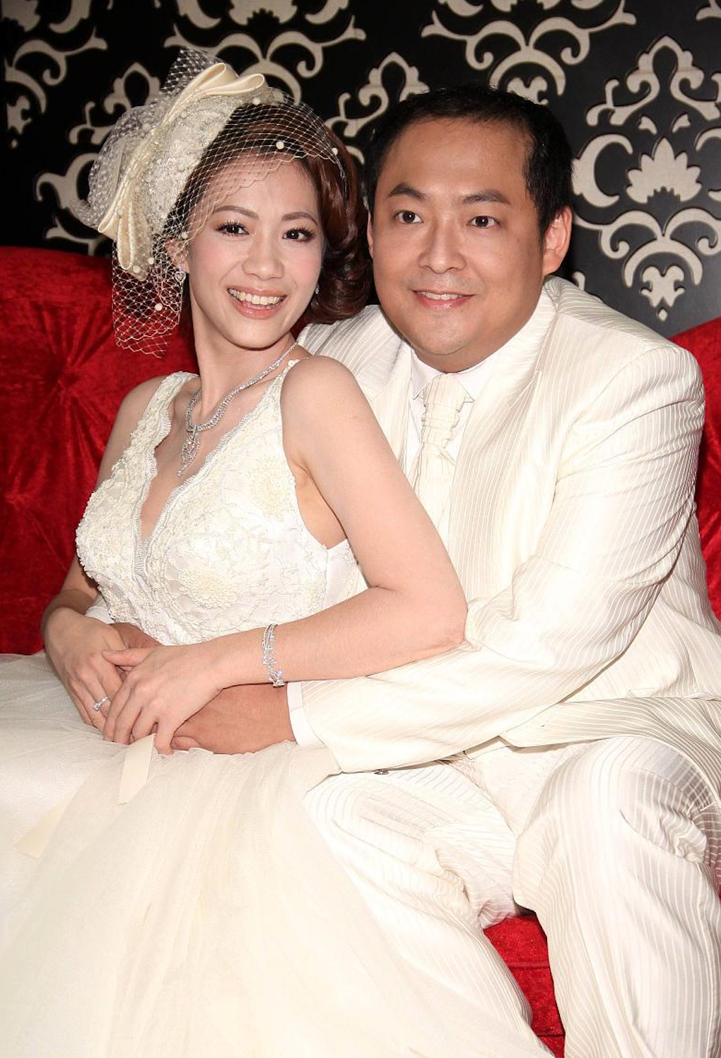 40岁柯以柔赢离婚官司离婚却遥遥无期,丈夫否认家暴出轨仍盼复合