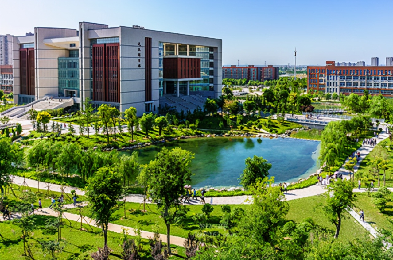 这所大学虽是普通二本，却是烟草局的“亲儿子”，分数低前景好