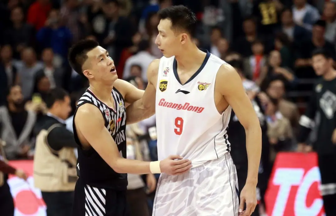 为什么cba球员要去nba(不打NBA后，阿联和周琦，为何不去欧洲打球？原因和钱有关)