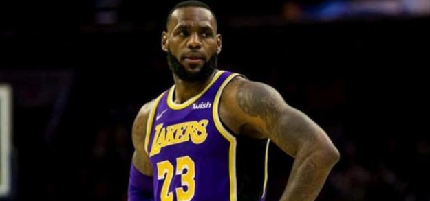 为什么要叫泡椒 nba(NBA那些谐音梗绰号：老炮保罗，诺维斯基成司机，詹姆斯却被黑)