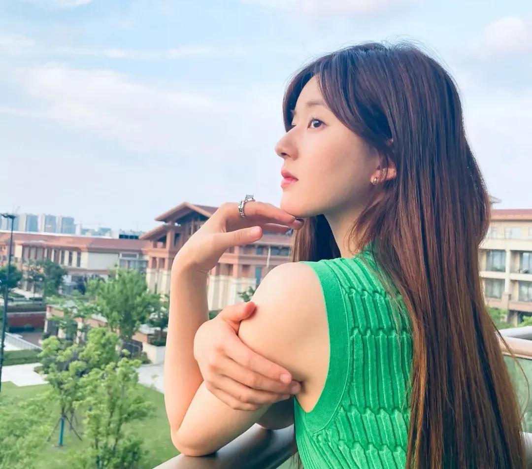 娱乐八卦 赵露思 白鹿 王楚然 袁冰妍 龚俊 赵丽颖 张睿 李易峰 周震南