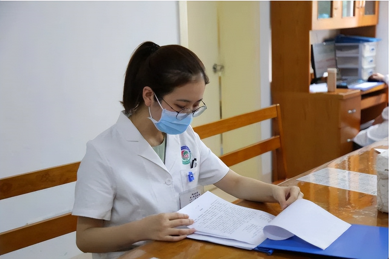 适合女生报考的专业，好就业收入高，家里有儿女的赶紧收藏