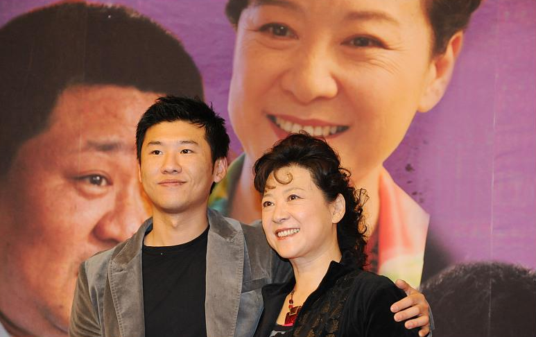 王馥荔儿子王骁:见证父母50年美满婚姻,我也要像父母一样幸福