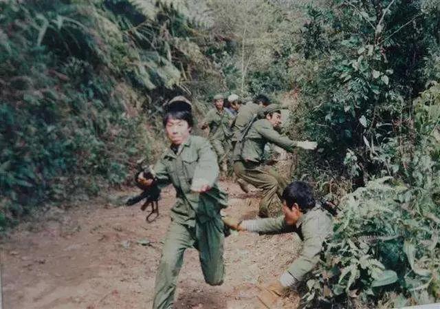 南疆前线外出开会却遭遇越军截杀，1984年副教导员曹政林失踪事件