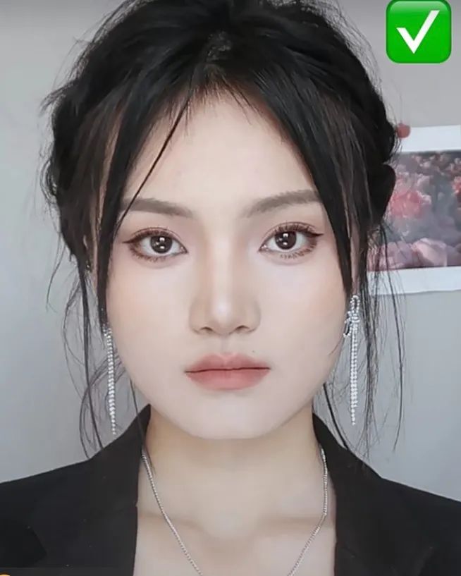 方脸高级感美女思路,土女大逆袭