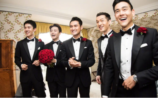 怀孕后胖得离谱的女明星，有人飙升55斤，有人直逼190胖若两人