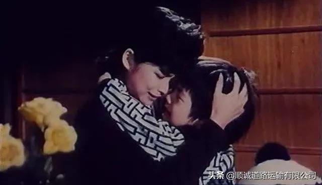 电影〈妈妈再爱我一次〉