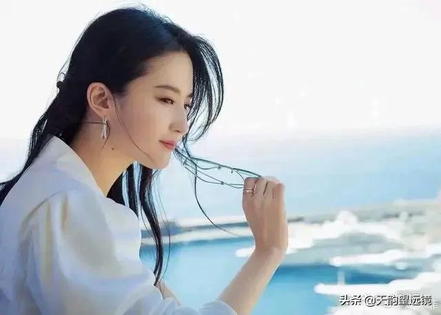 仙气飘飘的刘亦菲