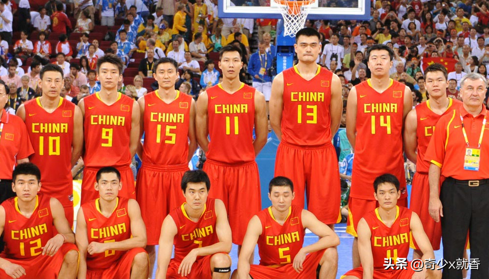 乔丹为什么有两年不在nba(三大原因！96年迈克尔乔丹最终落选美国梦二队)