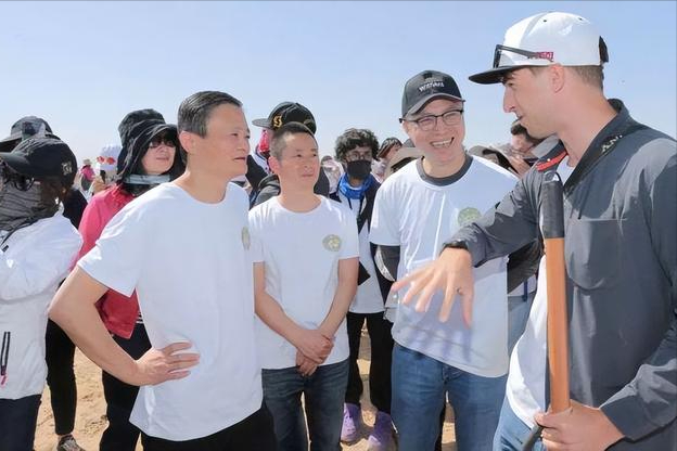 马云曾被质疑“作秀”，要在沙漠种1亿棵树，6年已过，兑现了吗？