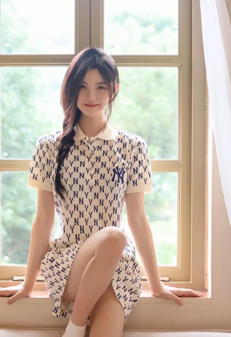 手机大片，人气网红周淑怡和斤斤