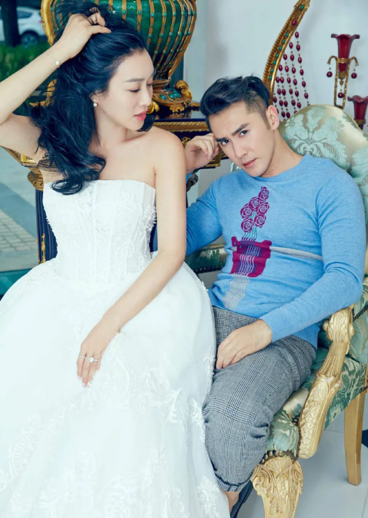 怀孕后胖得离谱的女明星，有人飙升55斤，有人直逼190胖若两人