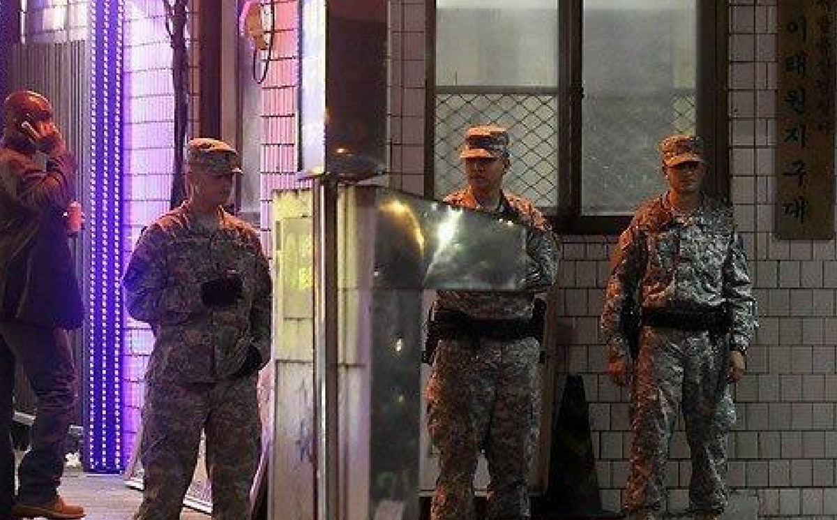 ���޷������ˣ������ٴν�ͷΧŹ�������ӣ����ǽ��������Լ�����