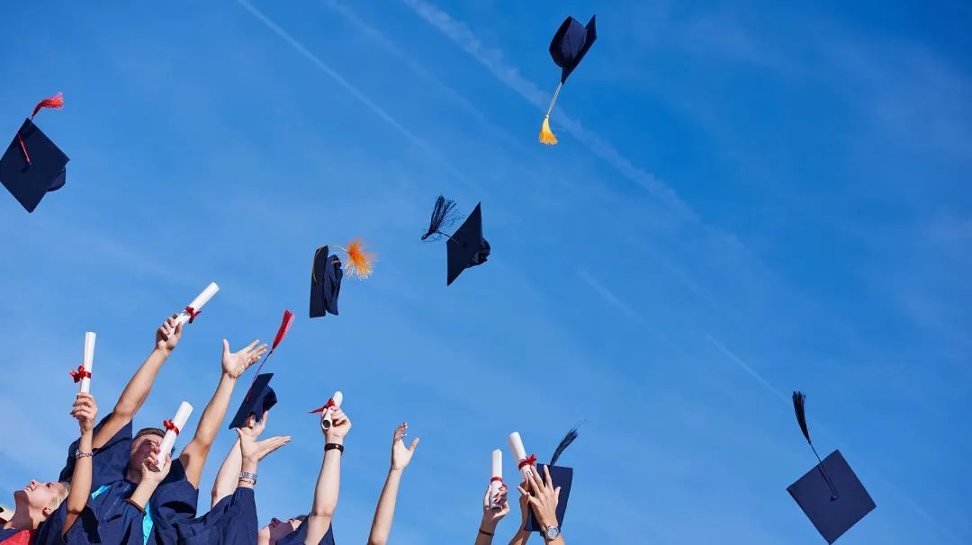 内卷时代，建筑学的毕业生，出路在哪里？