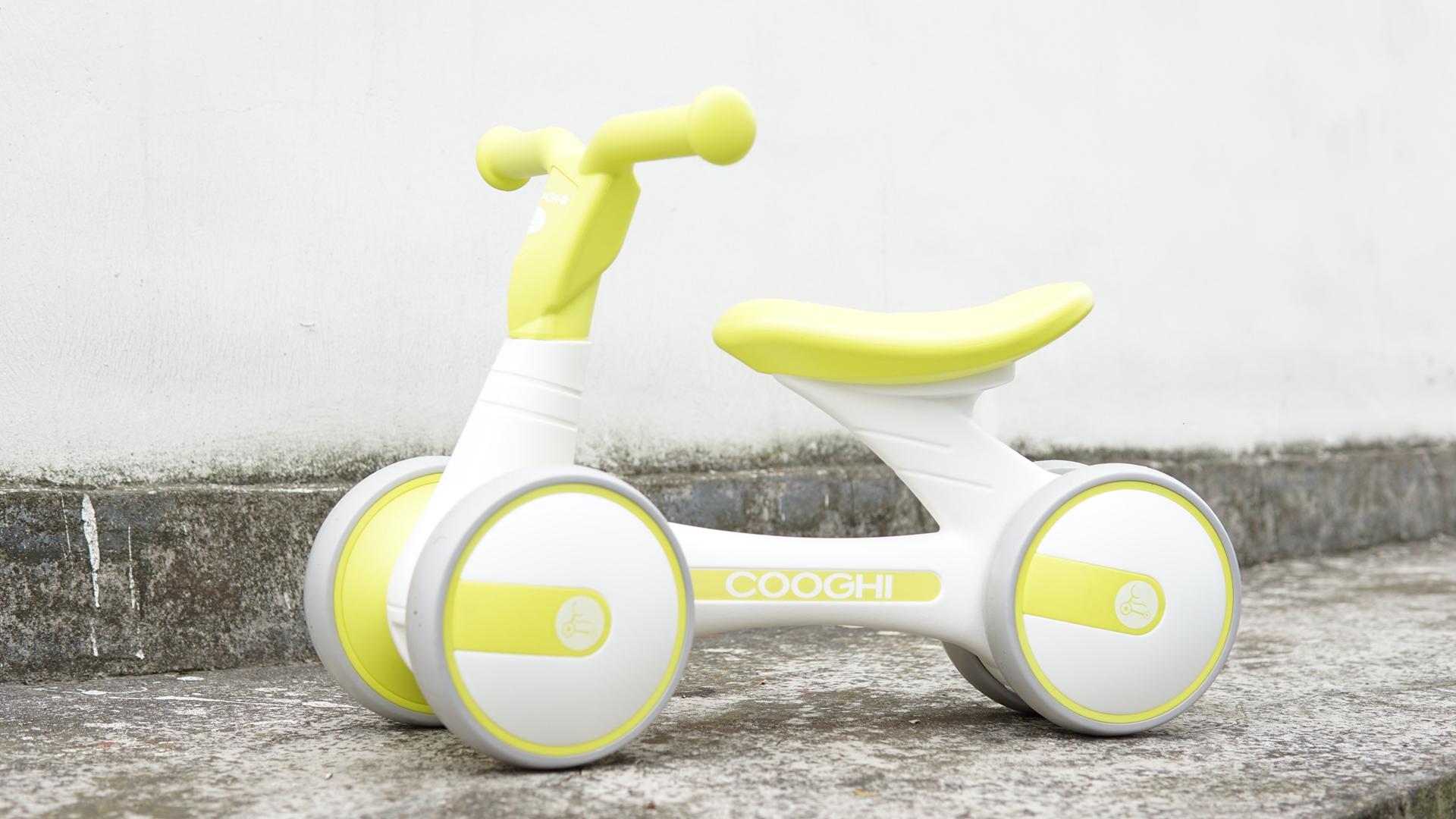 酷骑儿童滑步车测评：宝宝的第一辆学步车