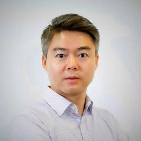 人事变动：郝劭文、中国日报、尚德、华人文化、哈根达斯