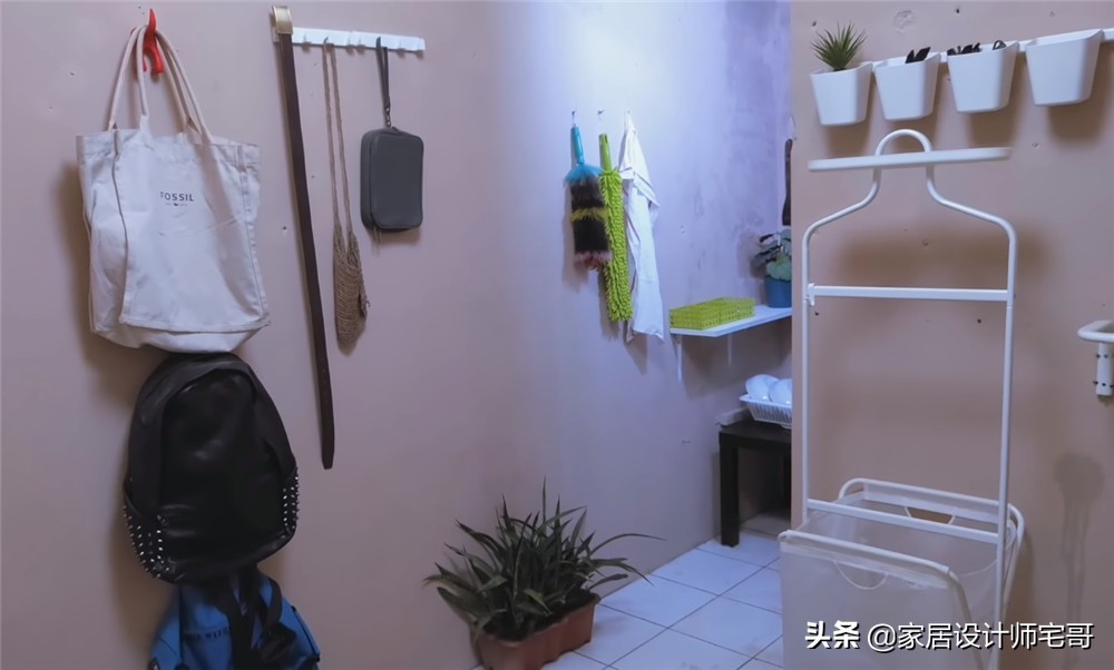 香港33岁小哥的16㎡蜗居，打造1室1厅，功能齐全，网友：苦中作乐