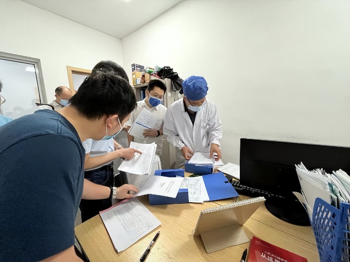 江西省人民医院生物安全工作领导小组成立并进行实验室生物安全现场督查