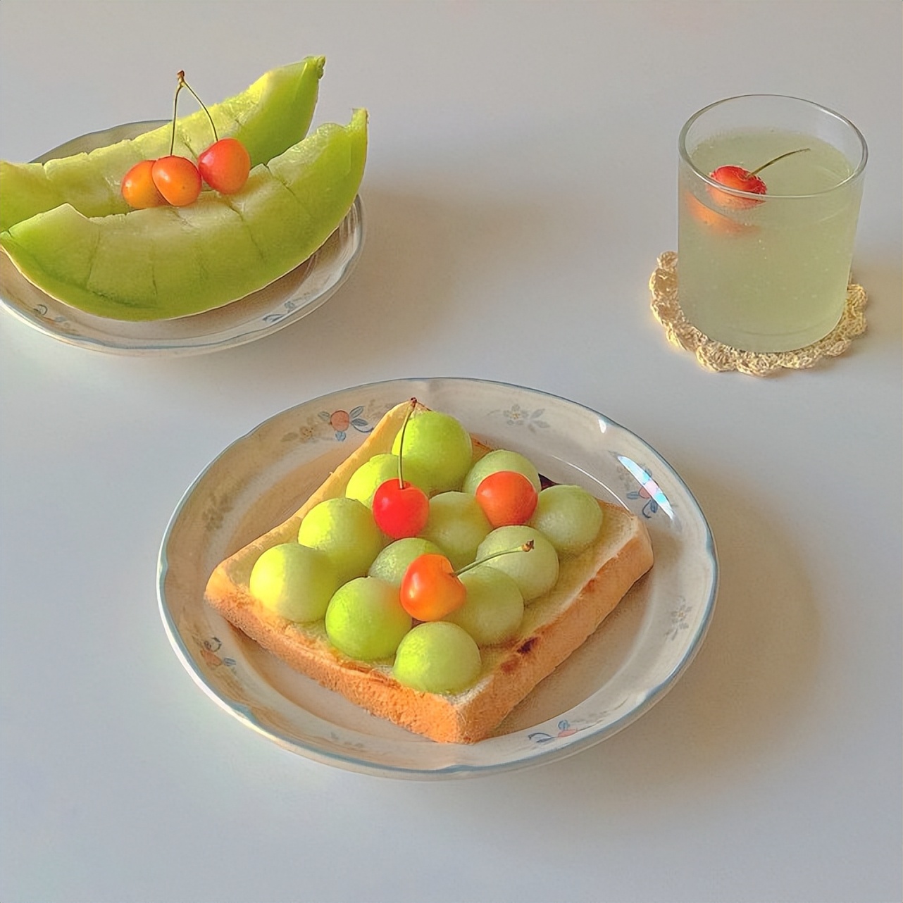 适合晒美食的朋友圈趣味文案